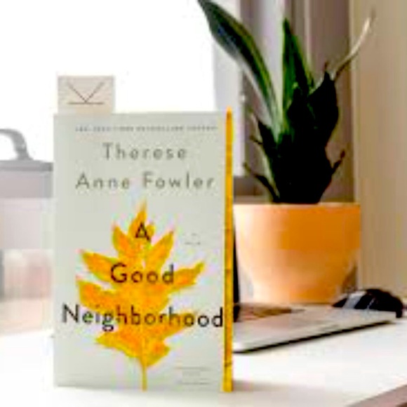 SOLD! 📚A Good Neighborhood | Barnes & Noble Book Club - Picture 6 of 13
